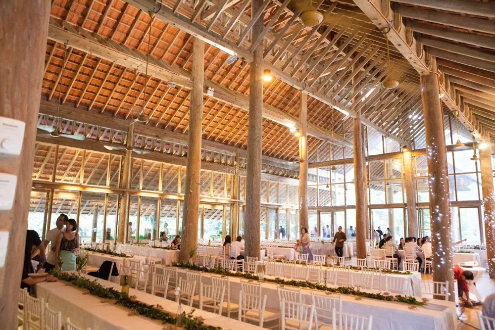 Photography by Anna Rina. theweddingnotebook.com