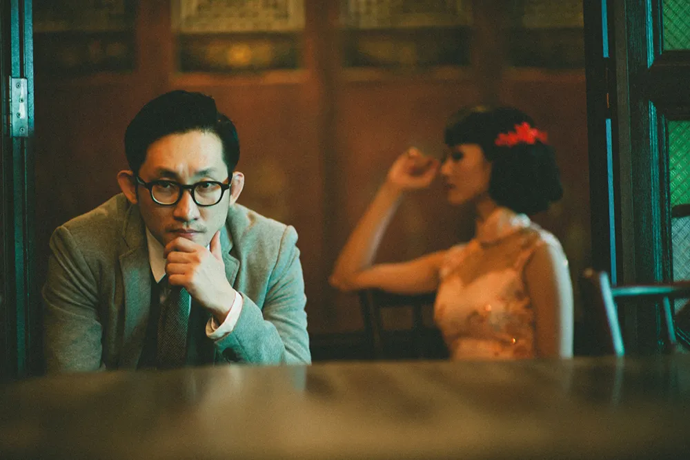 Photo by Daren Chong Photography. theweddingnotebook.com 