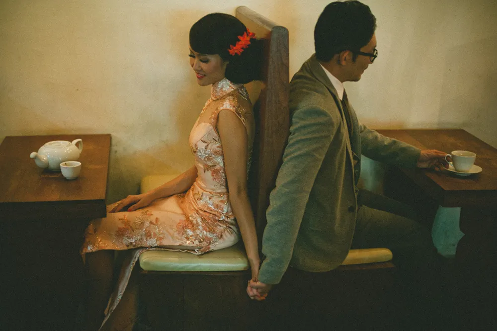 Photo by Daren Chong Photography. theweddingnotebook.com 
