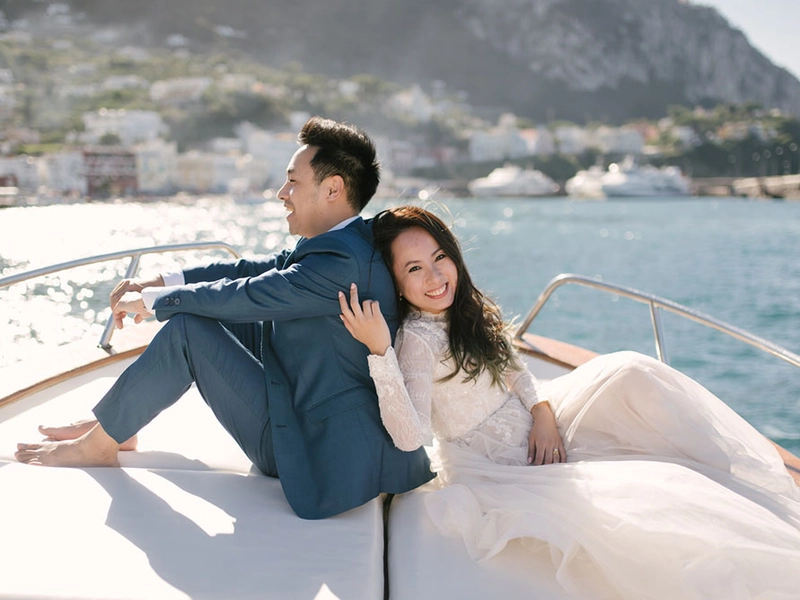 Timeless And Romantic Seaside Bridal Portraits In Capri, Italy