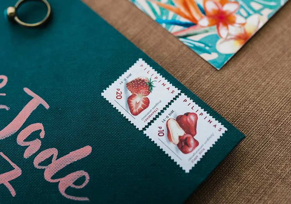 Photography by Helium Hearts by Marlon Capuyan. theweddingnotebook.com