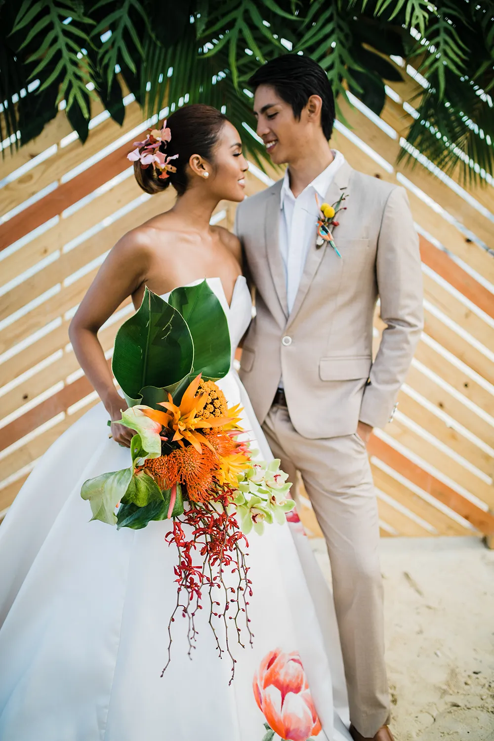 Photography by Helium Hearts by Marlon Capuyan. theweddingnotebook.com