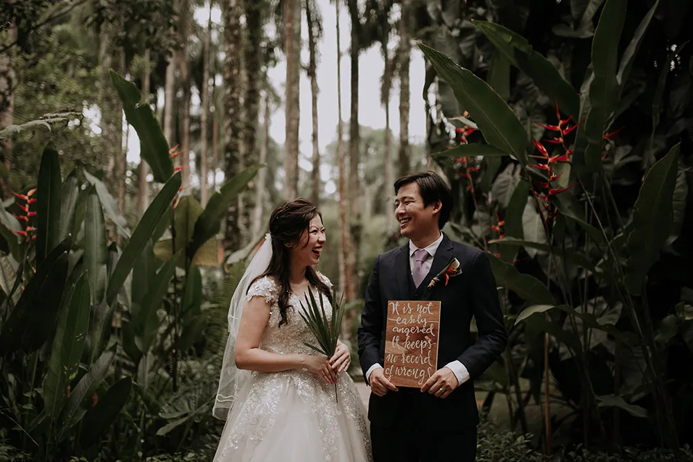 Photo by Jessiel Yee Photography. theweddingnotebook.com