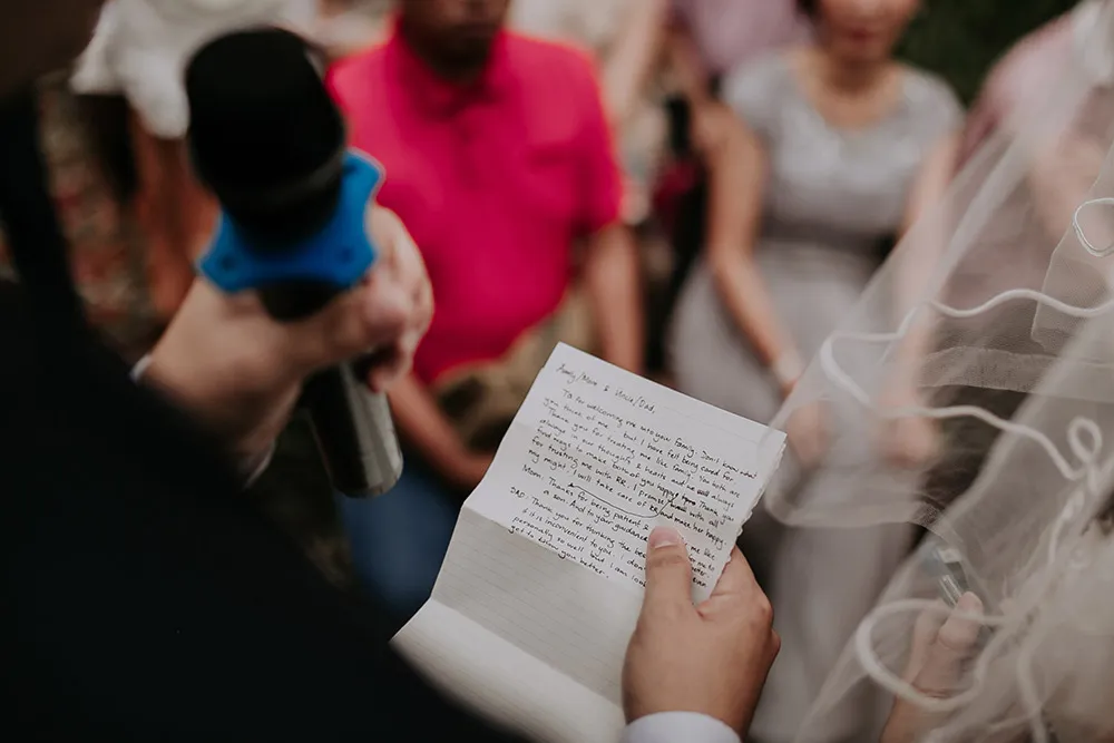 Photo by Jessiel Yee Photography. theweddingnotebook.com