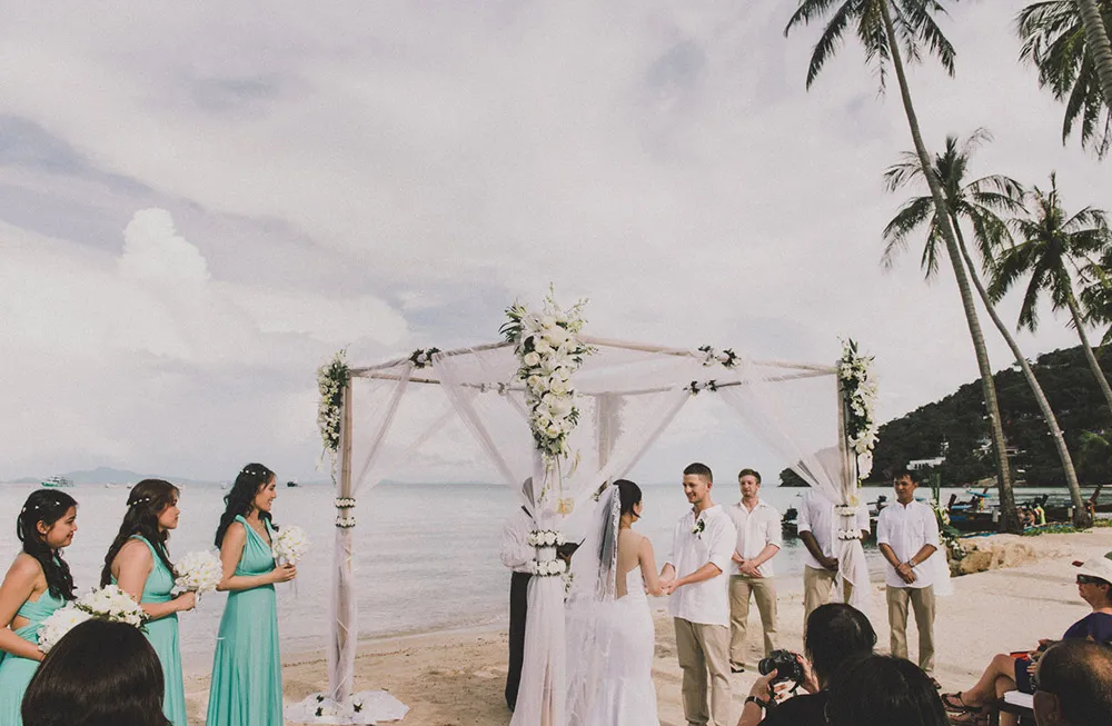 Andy Phe Photography. theweddingnotebook.com