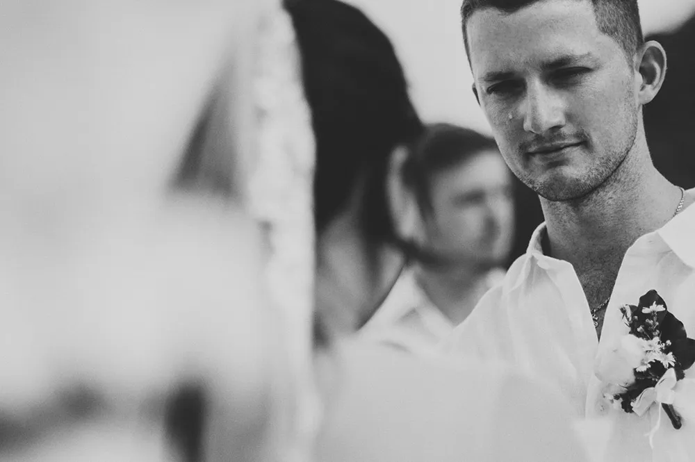 Andy Phe Photography. theweddingnotebook.com