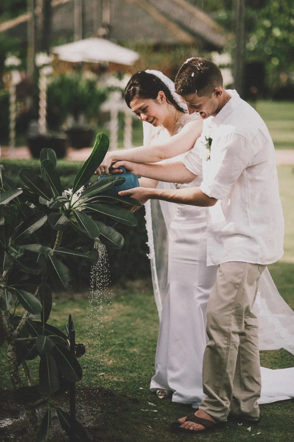 Andy Phe Photography. theweddingnotebook.com