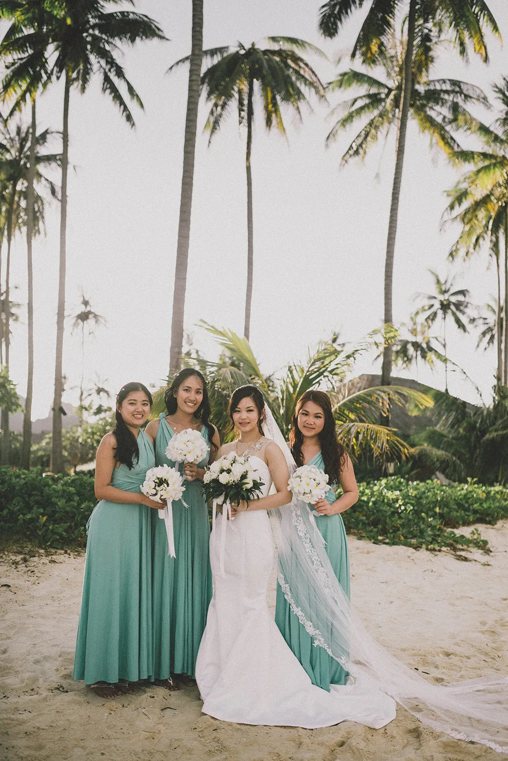 Andy Phe Photography. theweddingnotebook.com