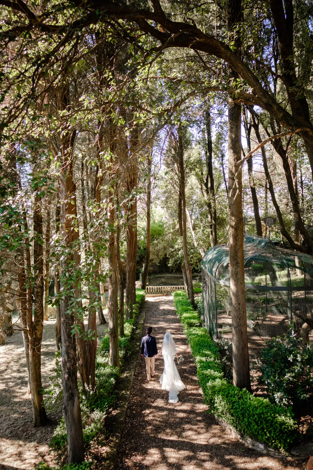 Ryan Joseph Photography. theweddingnotebook.com