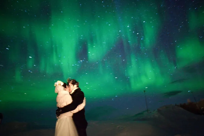 Photography by Avior Pictures. theweddingnotebook.com