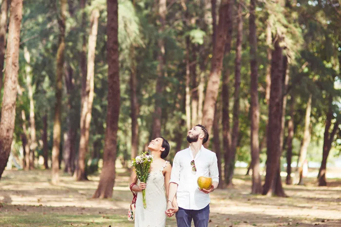 Photo by Melvin Ho Photography, Singapore. theweddingnotebook.com