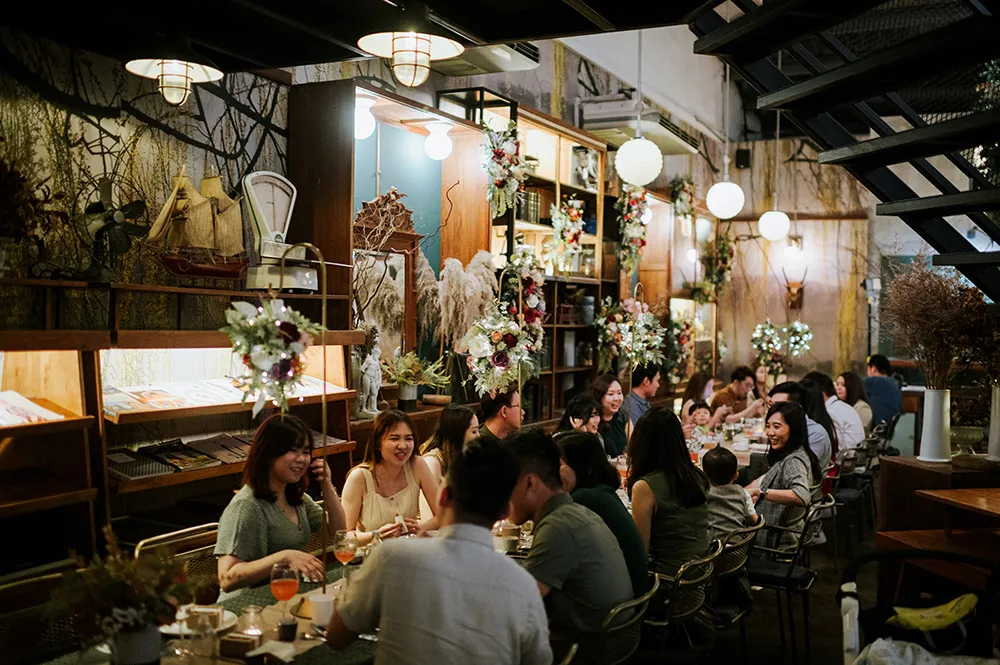 Photo by TRBAN Photography. theweddingnotebook.com