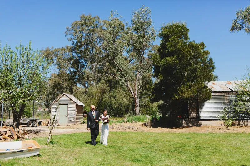 Photo by Jonathan Ong. theweddingnotebook.com