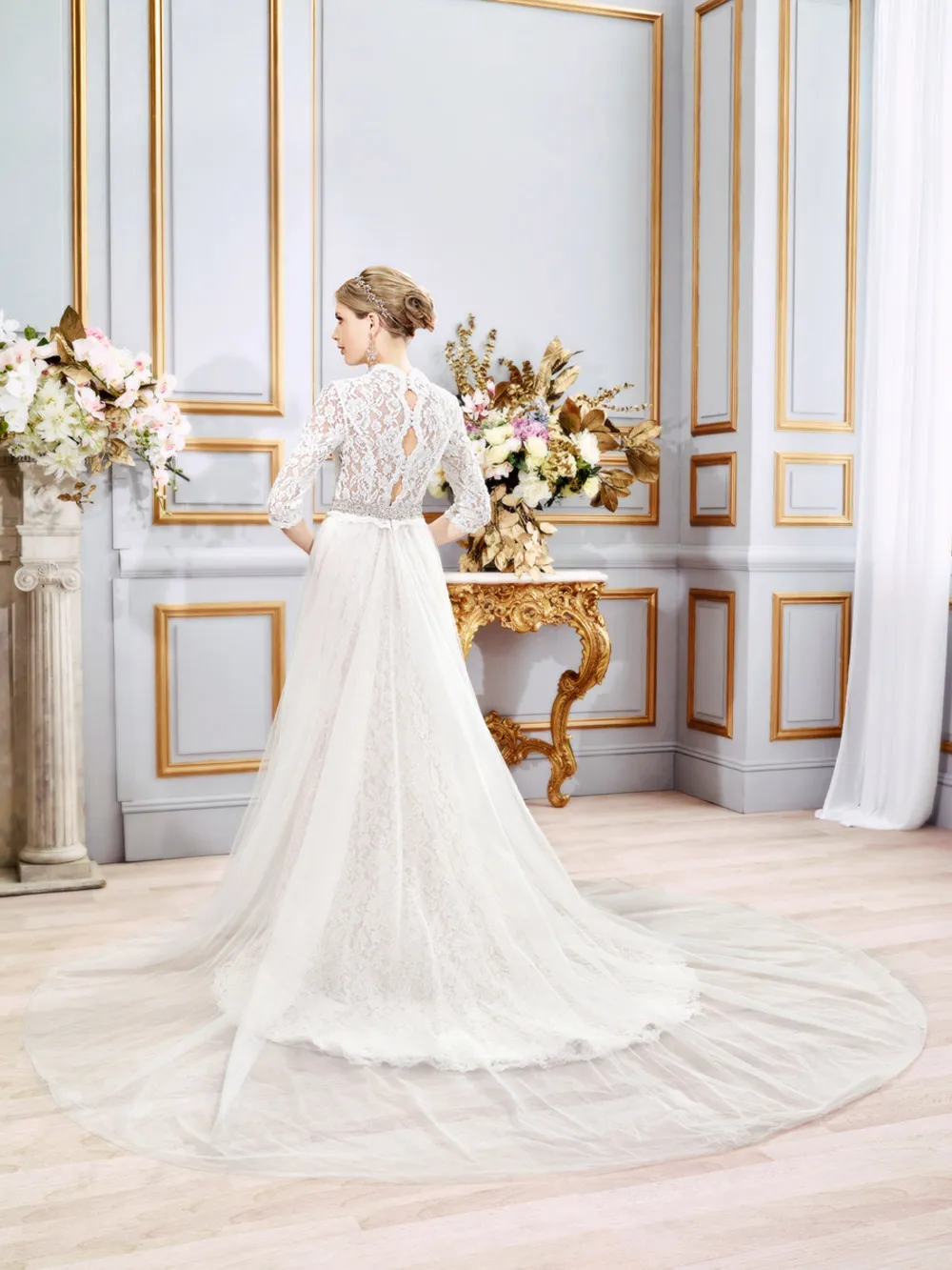 Val Stefani Spring 2016 Collection. theweddingnotebook.com