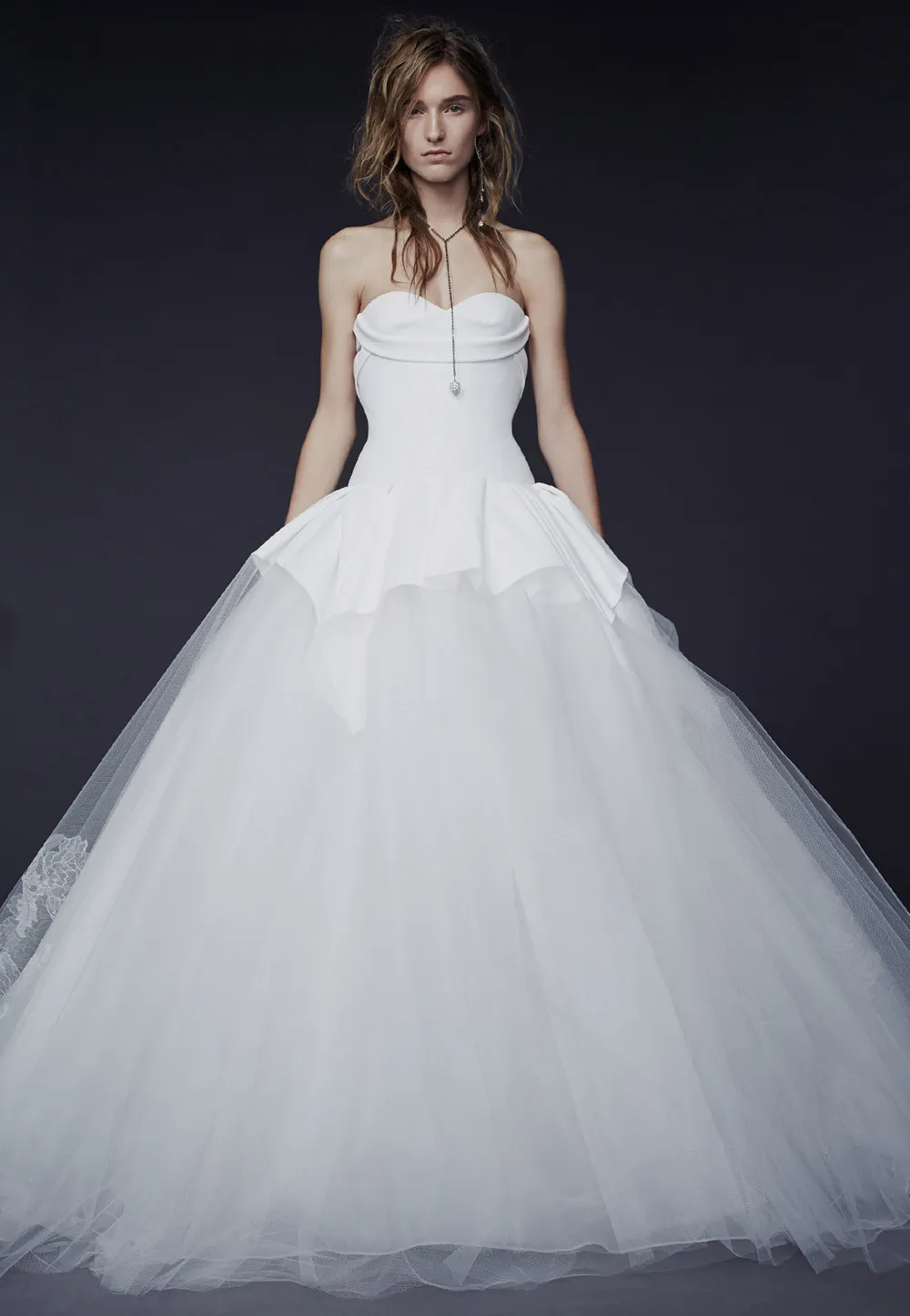 Penelope – Vera Wang Fall 2015 Collection. theweddingnotebook.com