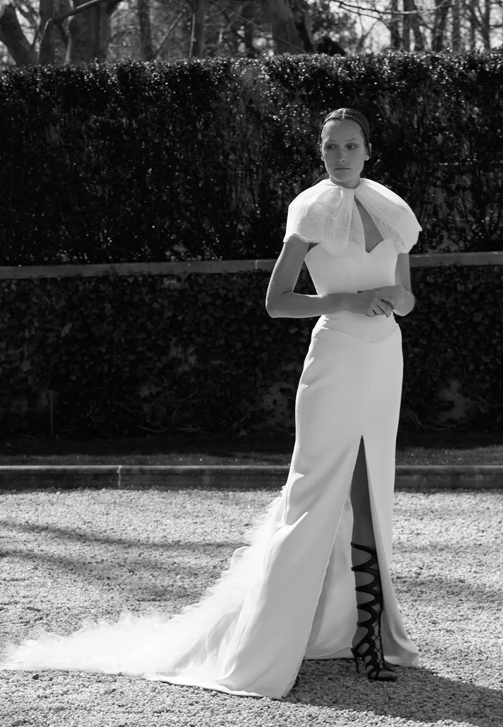 Lexi - Vera Wang Spring 2017 Bridal Collection. theweddingnotebook.com