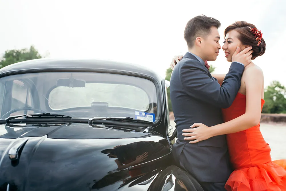 Photo by Moco Photography. theweddingnotebook.com
