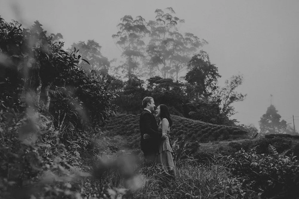 Photo by Hellow Jane Lee. theweddingnotebook.com