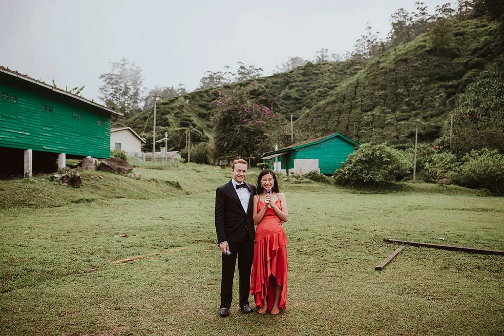 Photo by Hellow Jane Lee. theweddingnotebook.com