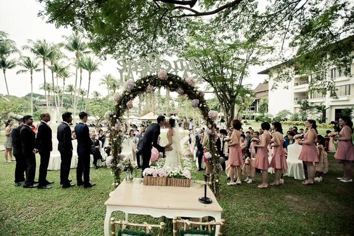 Dennis Yap Photography*. theweddingnotebook.com