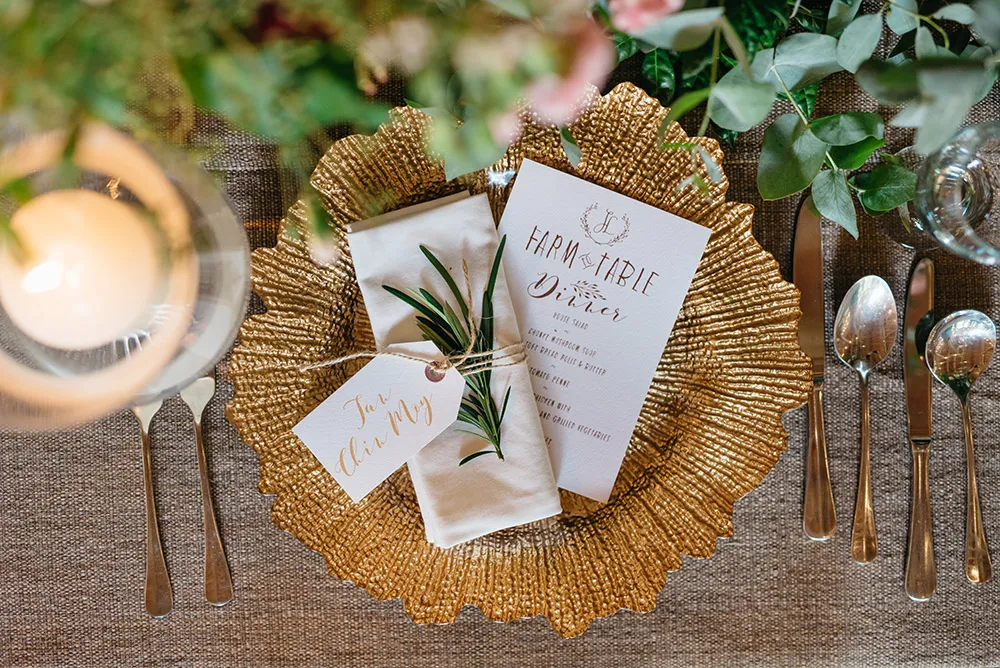 Photo by Peter Herman Photography. Styling by The PeakXperience. theweddingnotebook.com