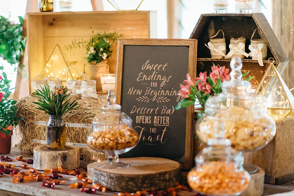 Photo by Peter Herman Photography. Styling by The PeakXperience. theweddingnotebook.com