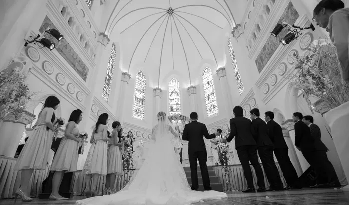 Photography by Kennfoo Weddings. theweddingnotebook.com