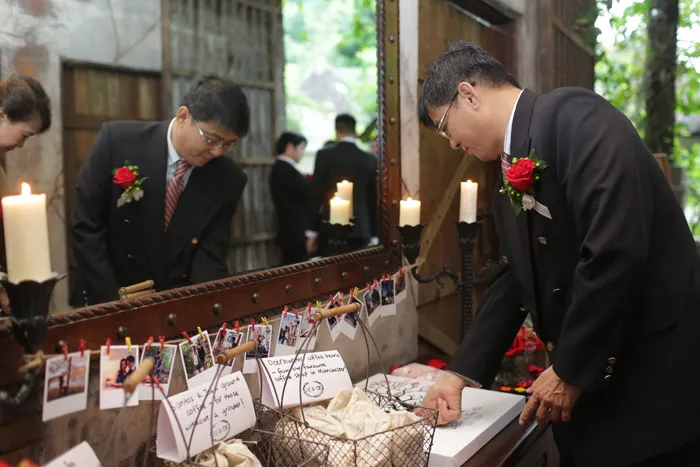 Photo by U Wang Photography. theweddingnotebook.com