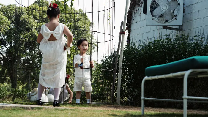 Flowergirls and Pageboy Attire by Lapinpin. Photo by thegaleria. theweddingnotebook.com