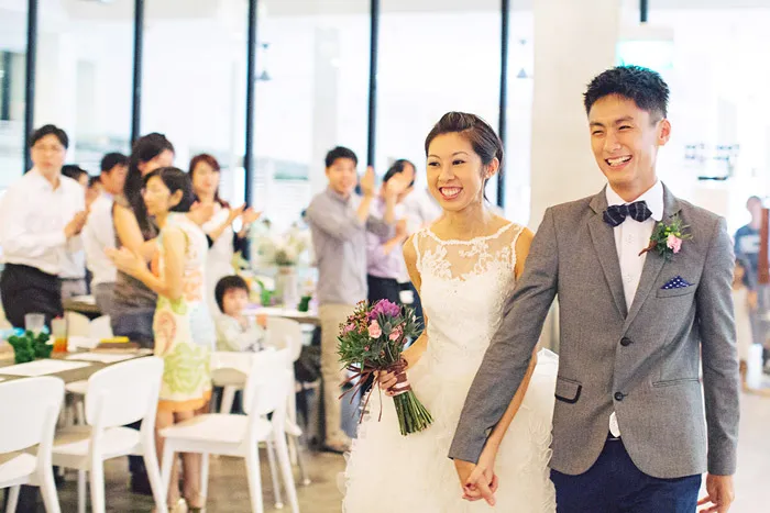 Ivan Tan Photography. theweddingnotebook.com