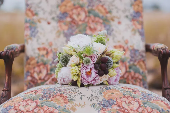 Multifolds Photography. Styling by Heaven In A Wild Flower. theweddingnotebook.com 
