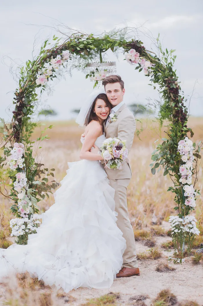 Multifolds Photography. Styling by Heaven In A Wild Flower. theweddingnotebook.com 