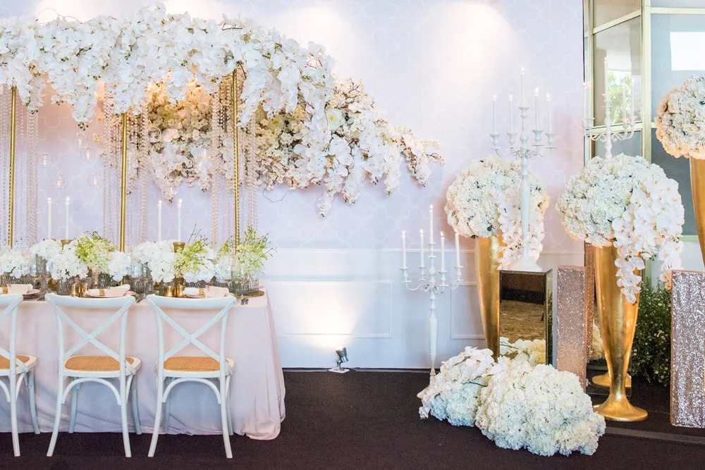 Hilton Kuala Lumpur white and gold glam. theweddingnotebook.com 