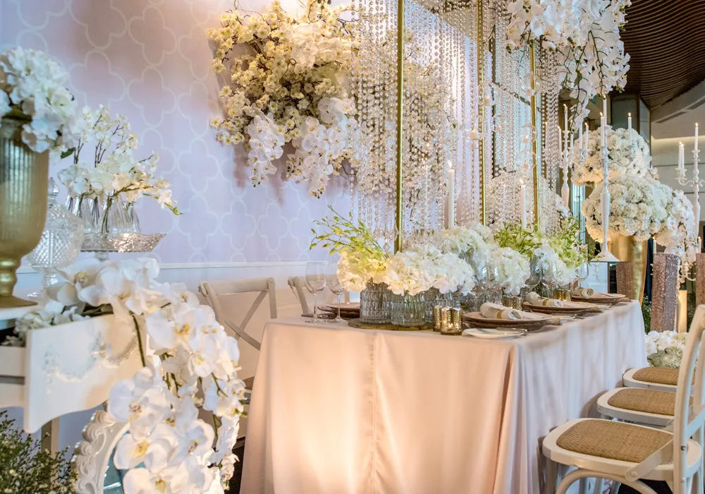 Hilton Kuala Lumpur white and gold glam. theweddingnotebook.com 