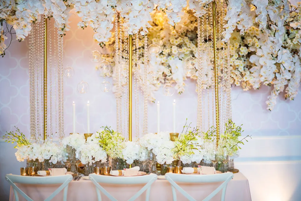 Hilton Kuala Lumpur white and gold glam. theweddingnotebook.com 