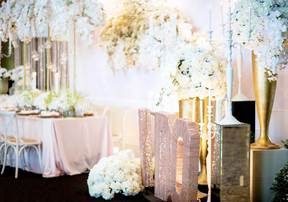 Hilton Kuala Lumpur white and gold glam. theweddingnotebook.com 