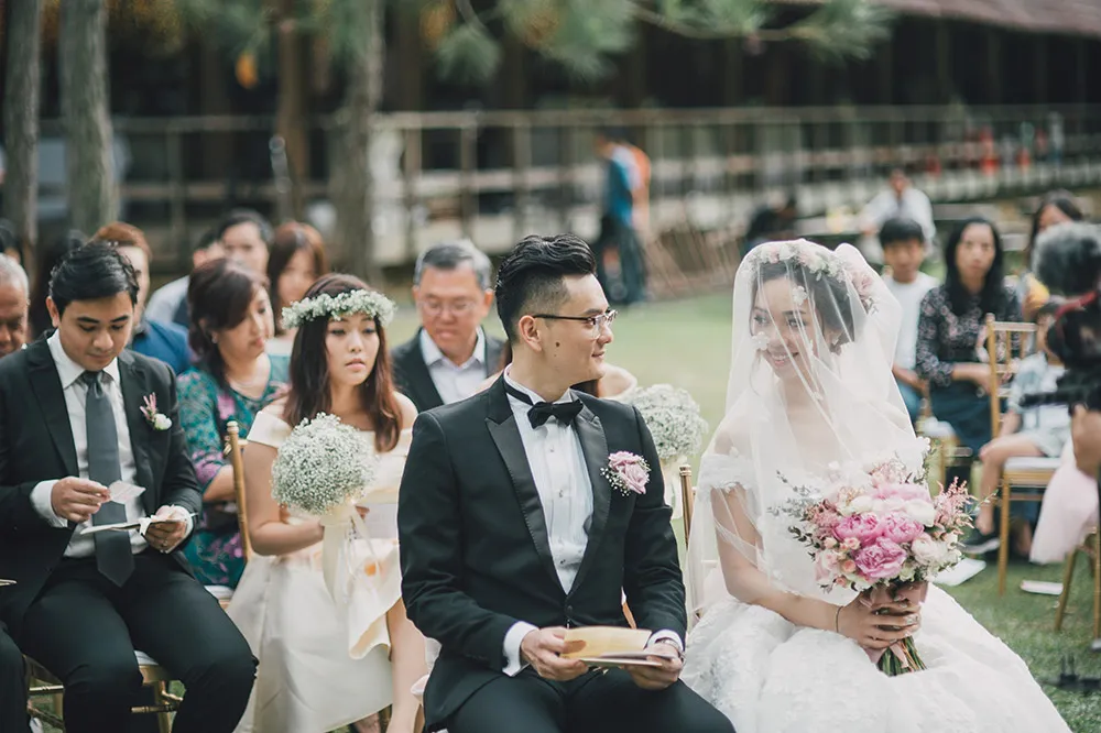 Photo by Fixer Photography. theweddingnotebook.com