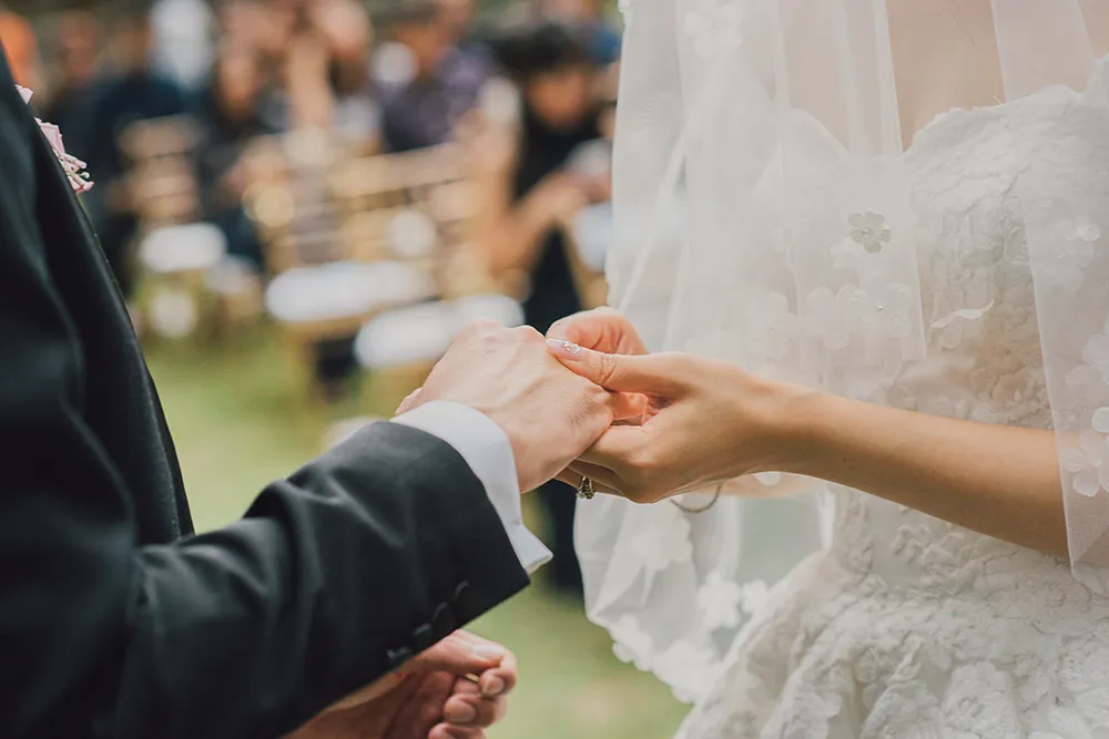 Photo by Fixer Photography. theweddingnotebook.com