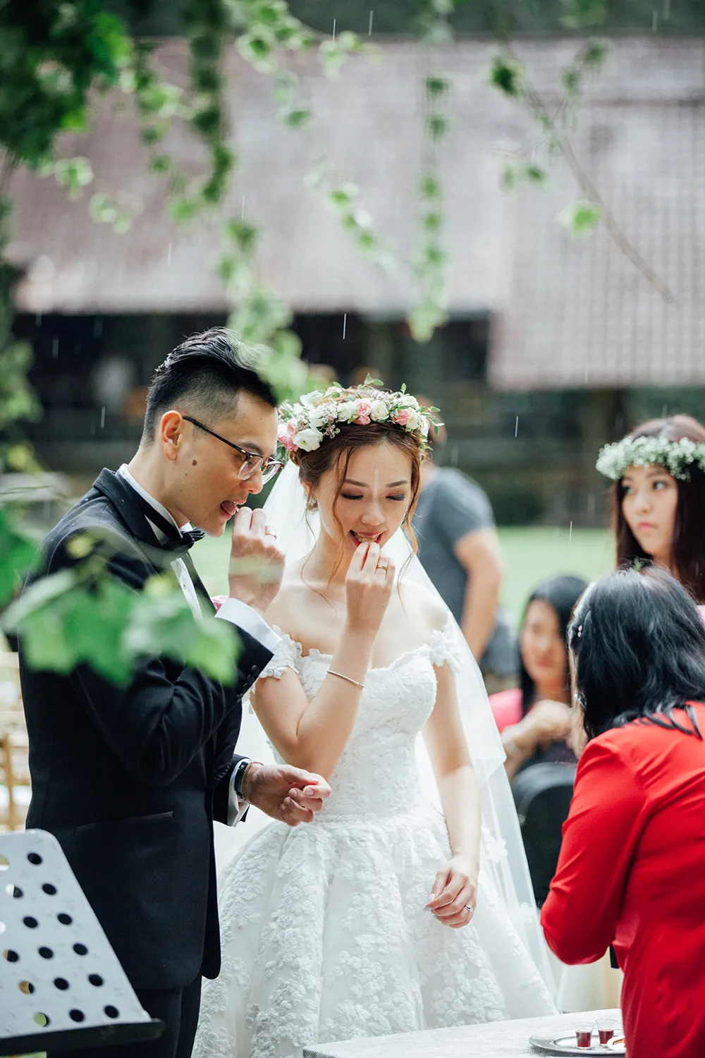 Photo by Fixer Photography. theweddingnotebook.com