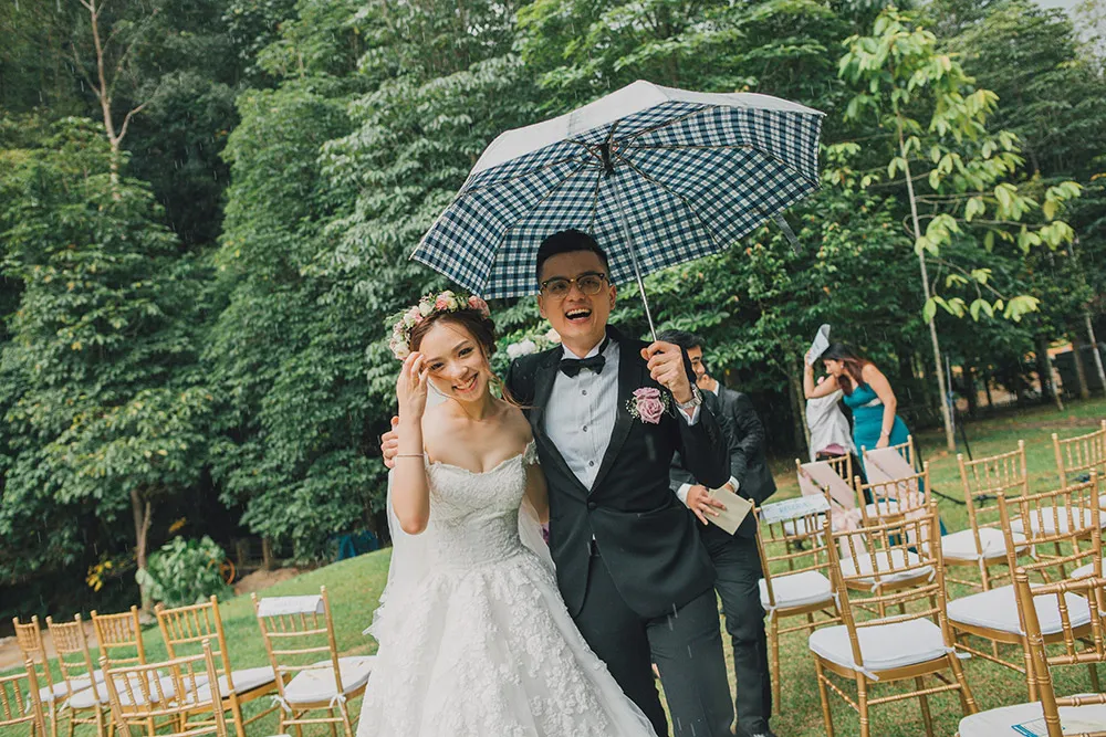 Photo by Fixer Photography. theweddingnotebook.com