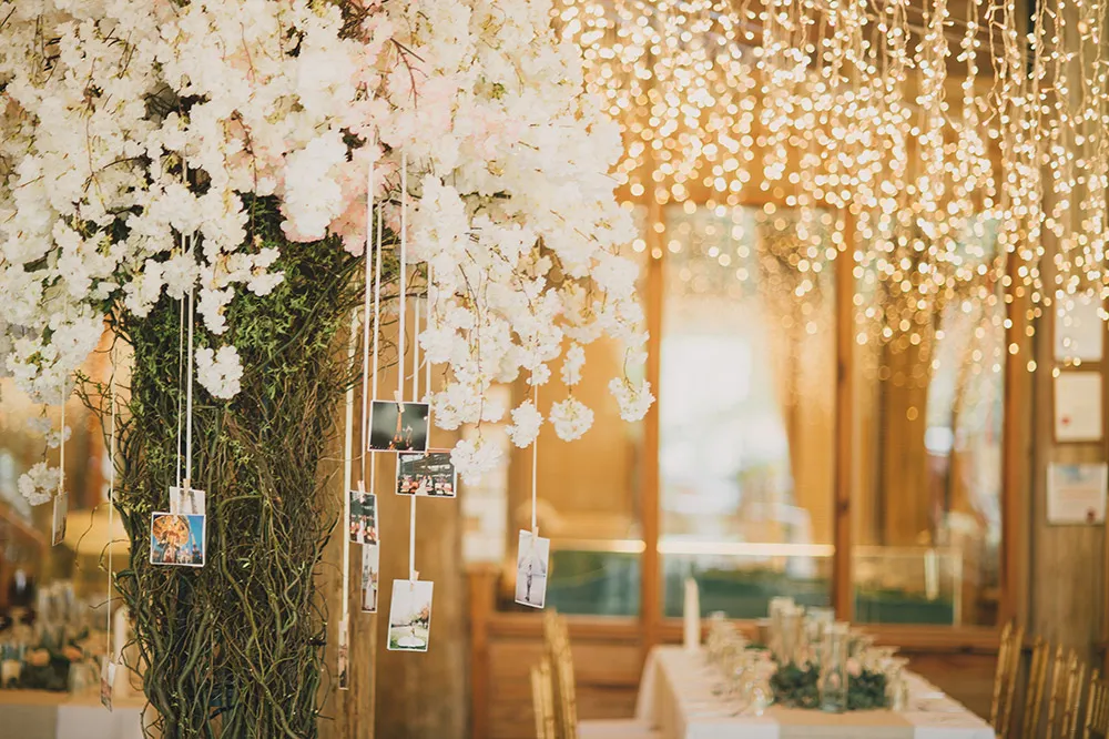 Photo by Fixer Photography. theweddingnotebook.com