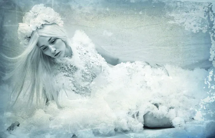 White Collection by Tex Saverio. theweddingnotebook.com