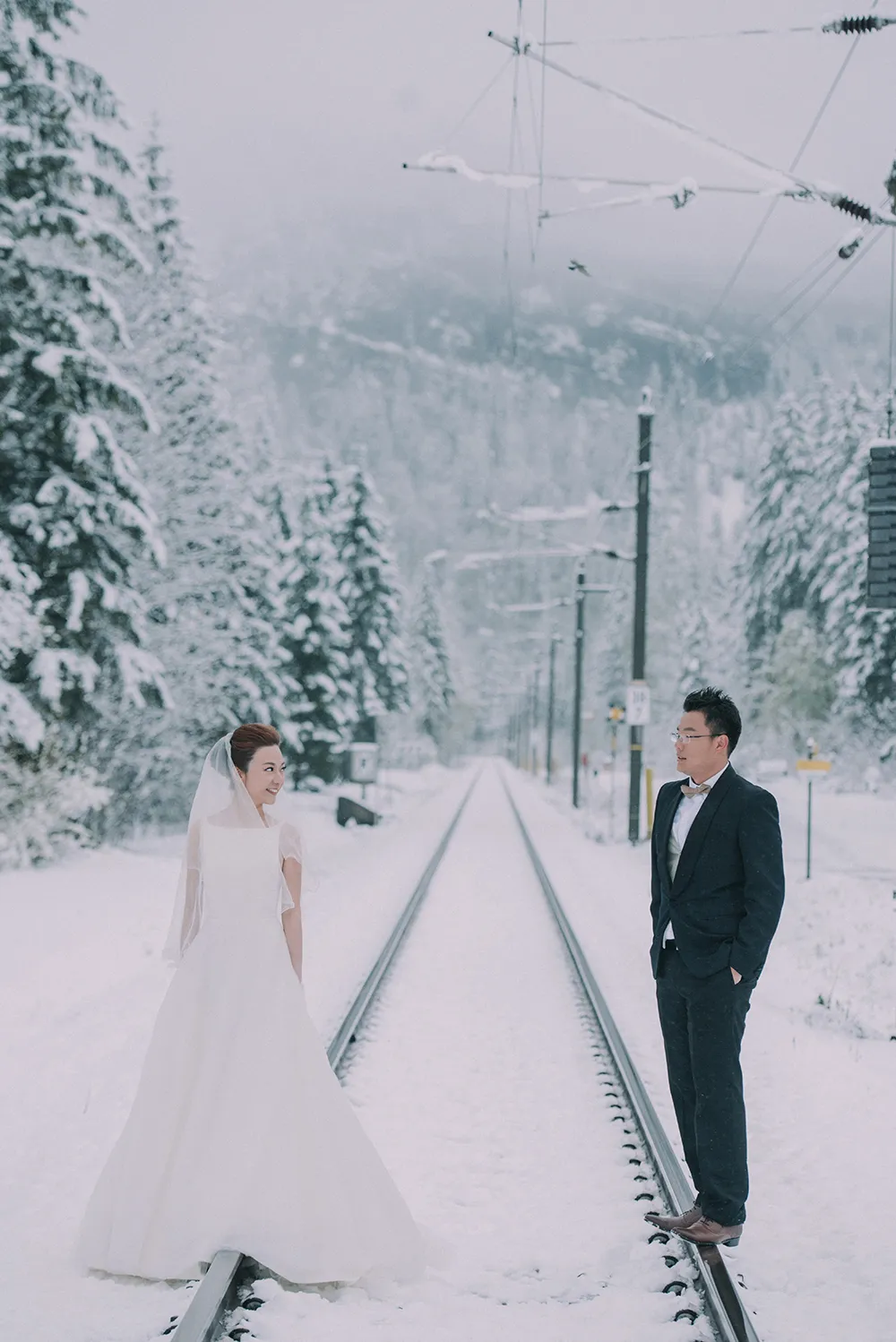 Photo by Fixer Photography. theweddingnotebook.com