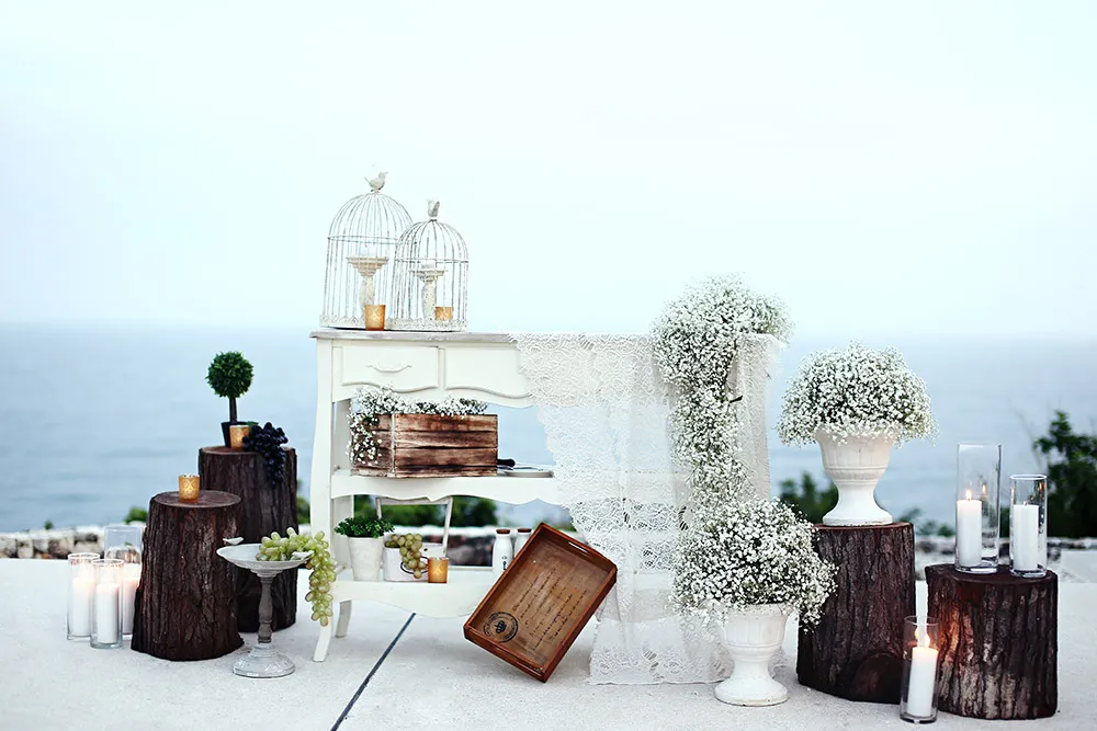 Photo by Axioo. theweddingnotebook.com