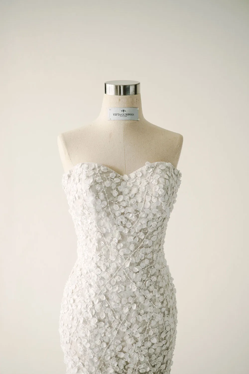 Photo by Axioo. theweddingnotebook.com