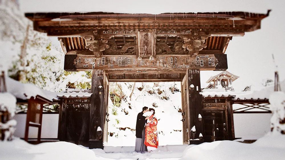 Photography by The Royal Workshop Japan. theweddingnotebook.com