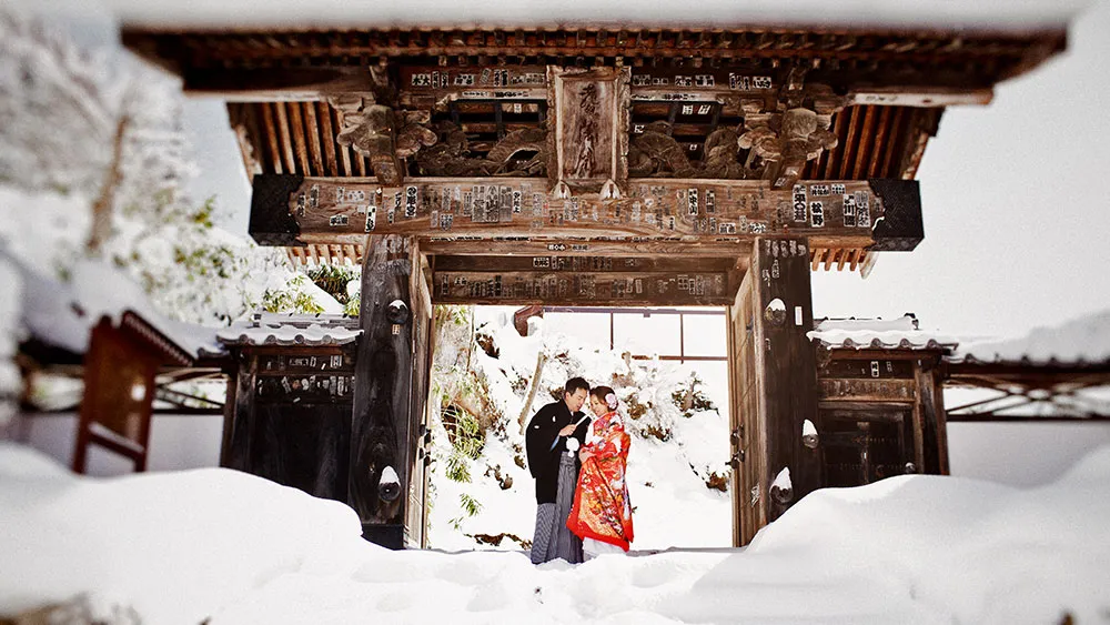 Photography by The Royal Workshop Japan. theweddingnotebook.com