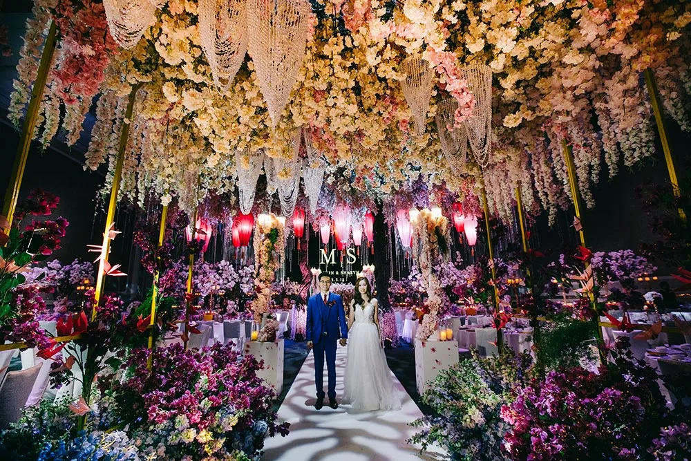 Flowers by Wishing Tree. Adam Ong Photography. theweddingnotebook.com