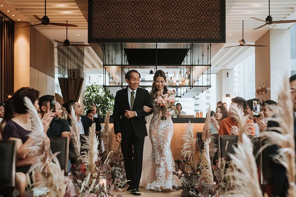 Flowers by Wishing Tree. Jasmine A Photography. Planning by Tie The Knot. theweddingnotebook.com