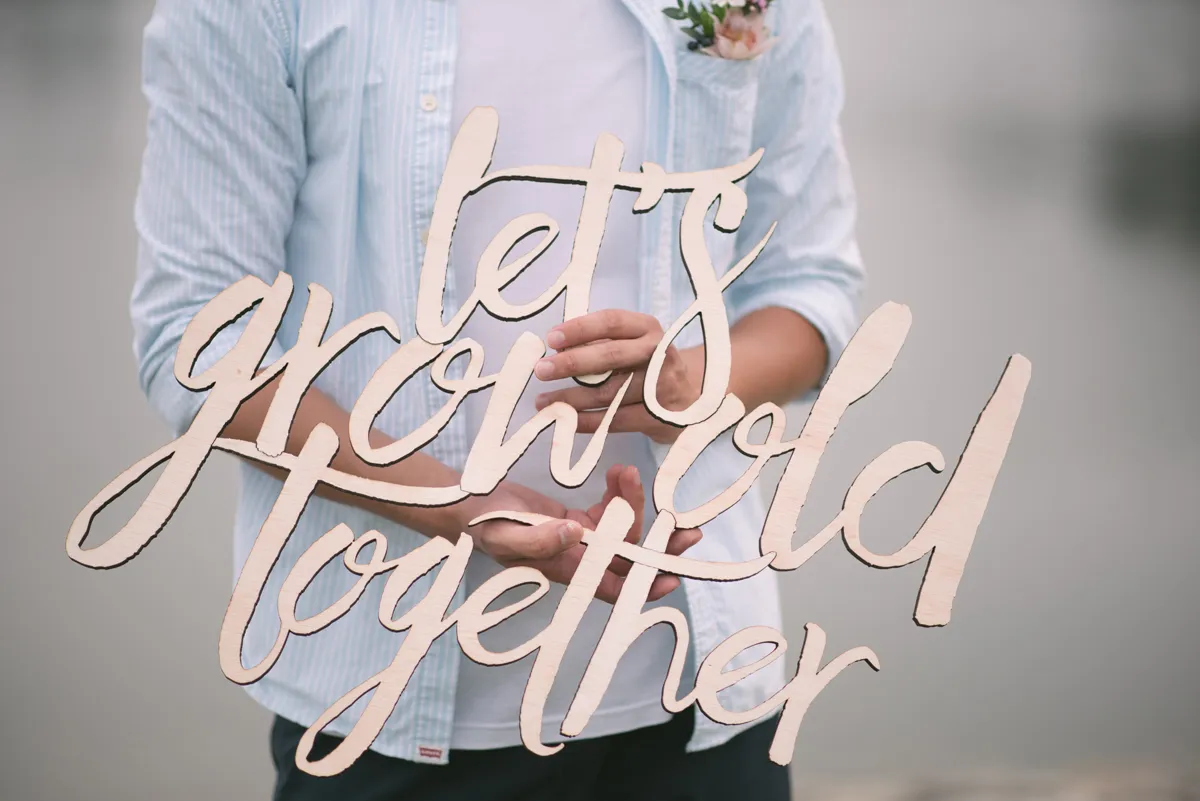 Photo by Lightedpixels Photography. theweddingnotebook.com